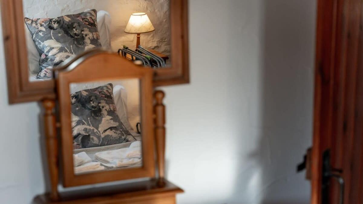 Lovely 3 Bedroom Holiday Cottage Nr Bude Eksteriør billede