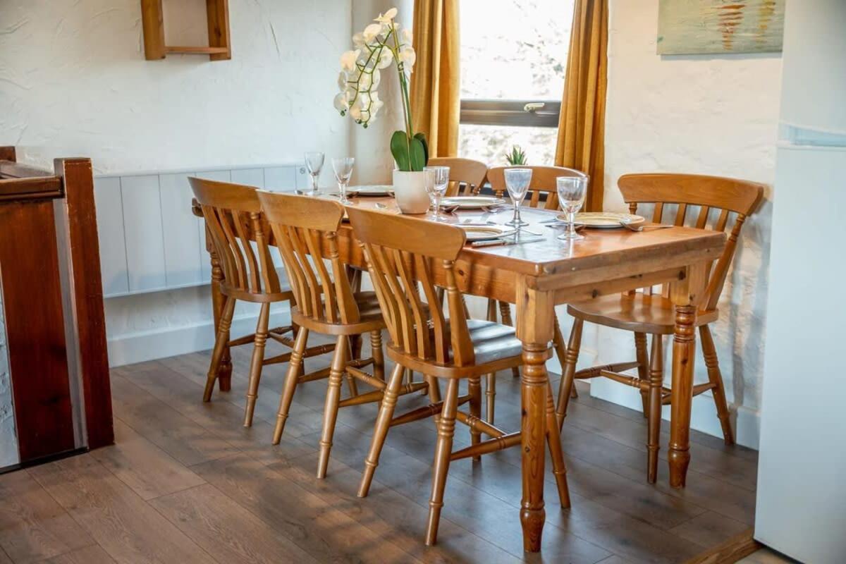 Lovely 3 Bedroom Holiday Cottage Nr Bude Eksteriør billede