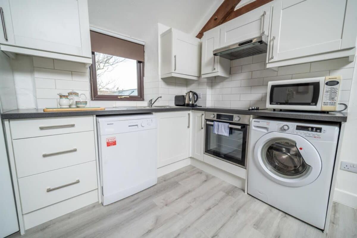 Lovely 3 Bedroom Holiday Cottage Nr Bude Eksteriør billede